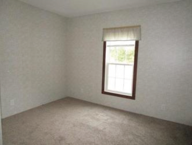 Manufactured home (MH1) — Bed 3